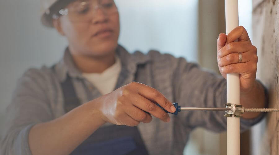 Local expert plumbing services in Artesia Wells, TX